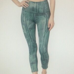 Green Patterned Women's Leggings